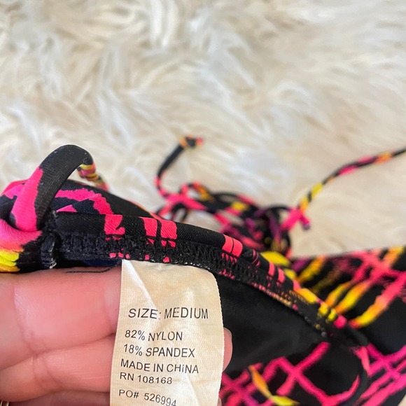 Tilly's Black Neon Abstract Lines String Bikini Swimsuit Women's Size Medium - Picture 8 of 8